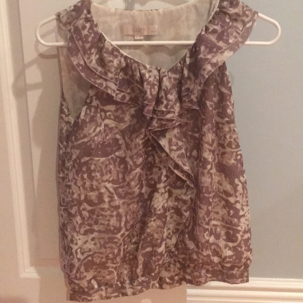 Sleeveless print Loft top